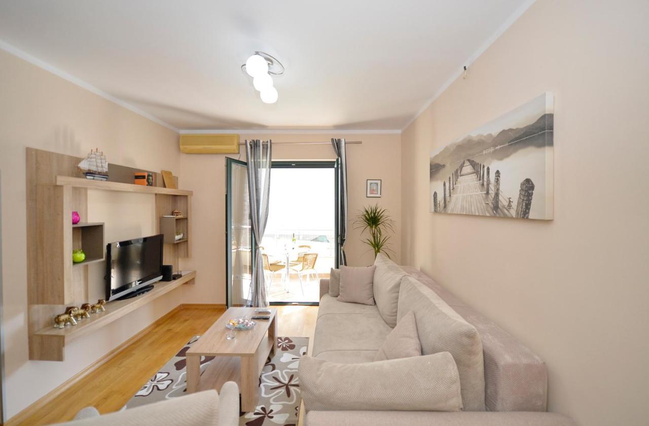 Promenade,5 Min Old Town Apartment Kotor Luaran gambar