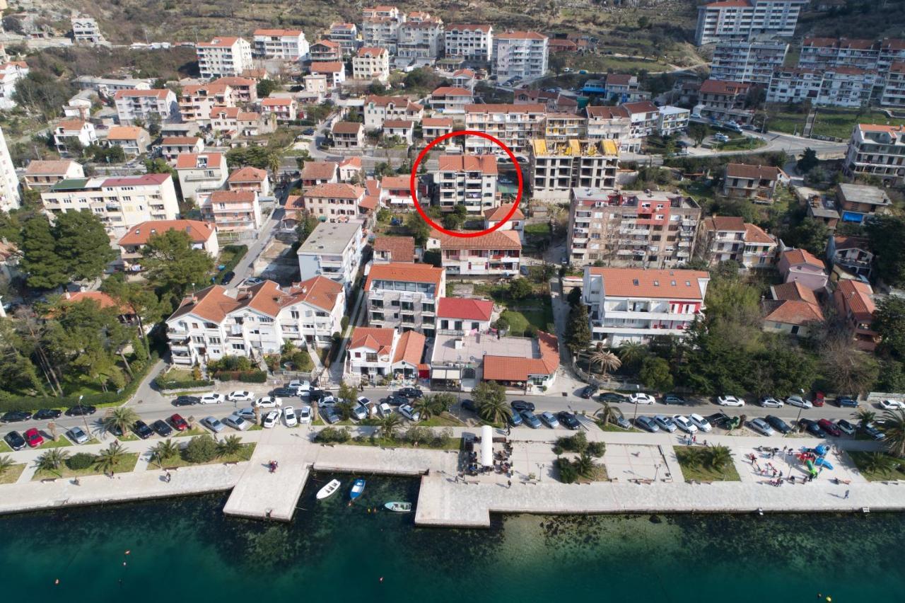 Promenade,5 Min Old Town Apartment Kotor Luaran gambar